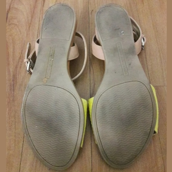 🦋 Tommy Hilfiger Twlaila Yellow Leather Sandals - Picture 6 of 8